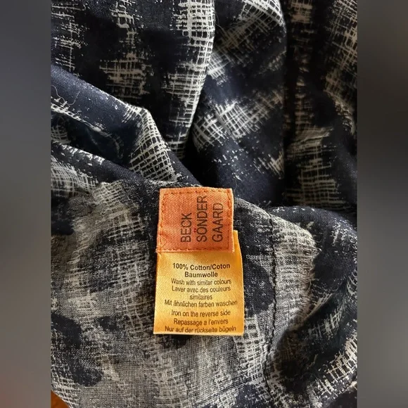 Beck Sondergaard luxury Danish indigo cotton scarf/pareo/wrap. - Picture 3 of 9